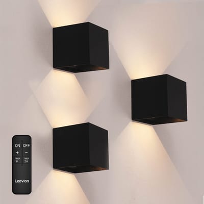 Ledvion - 3x Oplaadbare USB Wandlamp Zwart - Bewegingssensor - 2700K - 150 Lumen - IP44 - Aluminium - 1300mAh