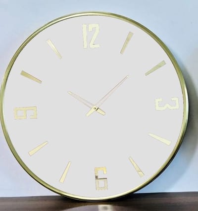 Mansion Atmosphere - Gold Frame 4Digit - Wallclock - Glasscover - White