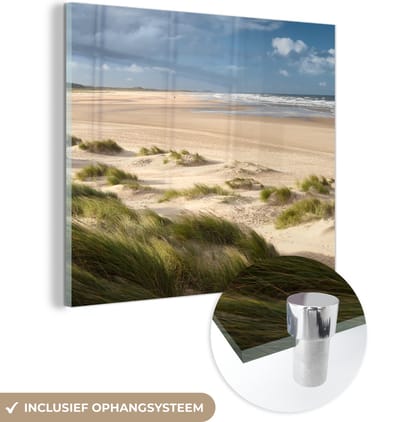 MuchoWow® Glasschilderij 20x20 cm - Schilderij acrylglas - Zand - Duin - Zee - Foto op glas - Muurdecoratie woonkamer - Wanddecoratie slaapkamer - Schilderijen