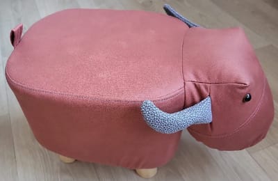 Dielay - Krukje Dieren - Kinderkruk - Hout en PU Kunstleer - 28x25x27 cm - Waterbuffel Rood