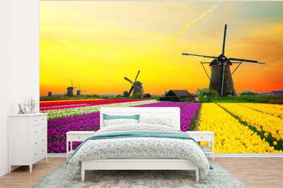 Behang - Fotobehang Windmolen - Tulpen - Bloemen - Lente - Breedte 295 cm x hoogte 220 cm