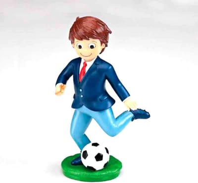 Taartfiguur communie jongen - Eerste communie decoratie - Taart versieren - Met voetbal thema - 17 cm - Donkerblauw