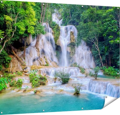 Gards Tuinposter Waterval in het Tropische Natuur - 150x120 cm - Tuindoek - Tuindecoratie - Wanddecoratie buiten - Tuinschilderij