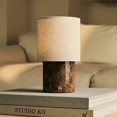 Tavellio Onoda Oplaadbare Tafellamp – Emperador Marmer en Beige Linnenkap – Tot 100 uur – Bruin