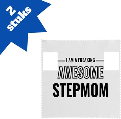 Akyol - i am a freaking awesome stepmom brillendoekjes - Mama - de meest geweldigste stiefmoeder - moeder cadeautjes - moederdag - verjaardagscadeau - verjaardag - cadeau - geschenk - kado - gift - moeder artikelen - 17,8 bij 17,8 cm - 2 stuks