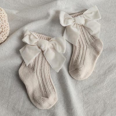 Chaussettes d'hiver pour bébé garçon fille nouveau-né automne chaussettes à grand nœud enfants mi-mollet chaussettes chaudes en coton tout-petit bébé accessoires vêtements 0-1 Years (S) blanc