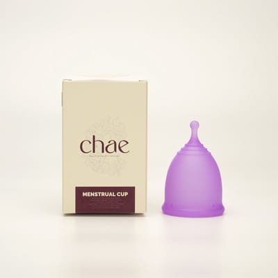 Menstruatiecup Large Paars – Milieu vriendelijk – Herbruikbare Period Cup – Siliconen – Eco Friendly – BPA-vrij – Lekvrije Menstruatiebeker – Comfortabel – Chae Nurture