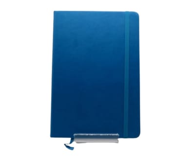 Licht Blauwe Bullet Journal | Vera's Arts & Dice | A5 | Soft Hard Cover | Dotted Notitieboek | Bullet Journals | Dotted Pagina's | Ideaal voor Plannen & Creativiteit | Geschikt voor Habit Tracking, Journaling & Meer | Licht Blauw Notitieboekje A5
