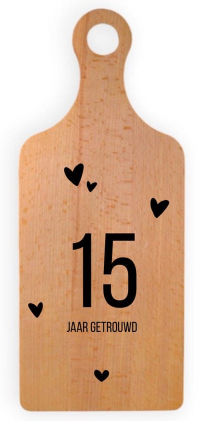 15 JAAR GETROUWD - Jubileum Borrelplank met Handvat 34 x 14 cm - Cadeau - Kado Tip - Beukenhout - Serveerplank - Hapjesplank - Kaasplank - Cadeau tip!