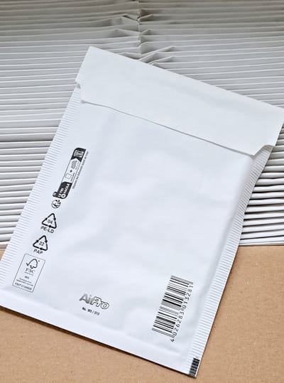 Airpro - C13 Enveloppen - 100 stuks - 100 stuks - Luchtkussen enveloppen C (Bubbeltjes envelop C/13) 150 x 215 mm - Luchtkussen enveloppen C13 - Bubbelenvelop 150 x 215 mm A5 - Doos met 100 stuks