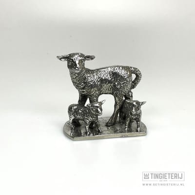 Schaap met lammeren - Unieke miniatuur dieren - Cadeau schapenboer - Agrarische sector - Miniatuur schaap