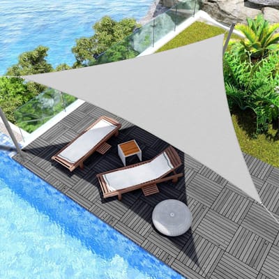 Unyqoos® Slim Ontworpen Driehoekig Zonnescherm 3x3x4.3m met Waterafstotende en UV-beschermende Eigenschappen