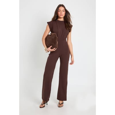 boohoo Dames Getailleerde Jumpsuit Met Wijde Pijpen En Plooiaccent | Chocoladebruin | Maat: 40
