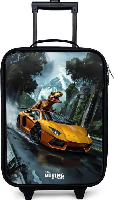 NoBoringSuitcases.com® - Kinderkoffer jongen - Kindertrolley meisje - T-Rex op oranje sportauto in regenachtig woud - Koffer kind lichtgewicht - Reiskoffer trolley voor kinderen - Koffertje met lichtgevende wieltjes - Rolkoffer zwart