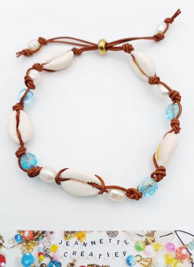 Jeannette-Creatief® - IBIZA Beach - Kauri Enkelband - Zoetwaterparels - Facet glas kraal - Blauw - Enkelband Parels - Zoetwaterparel Enkelband - Leren Enkelband - Enkelband schuifknoop - Enkelbandjes Schelp - Enkelbandjes Kokos - Moederdag