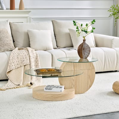 Moderne, minimalistische salontafel van veiligheidsglas met twee niveaus, een meerlagig ontwerp en een hoogwaardige MDF-onderstel met een lichte houtnerfafwerking. Verkrijgbaar in verschillende kleuren.