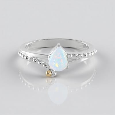 Cavill - Zilveren ring - 925 Sterling zilver met Welo-opaal 0,417 ct - 14K gouden granulatie - Peervormige cabochon - Elegant, modern dames sieraad
