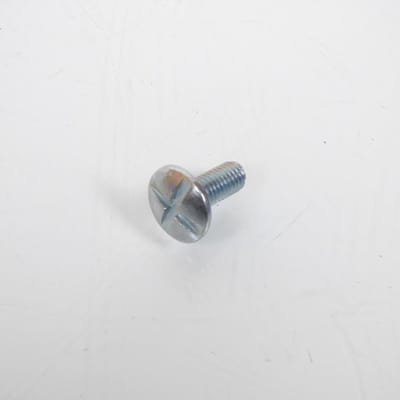 Kruiskopschroef m5 spoed 0,80 diameter 5mm voor bromfietsbehuizing nieuw