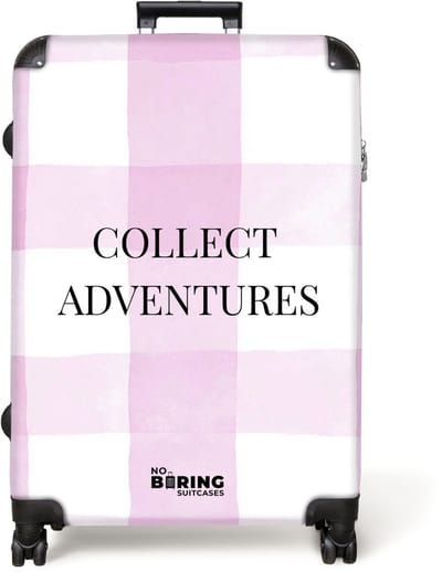 NoBoringSuitcases.com® - Koffer groot - Reiskoffer lichtgewicht - Roze geruite achtergrond met avontuurlijke quote - Rolkoffer met 4 wielen - Grote trolley XL - 98 liter bagage