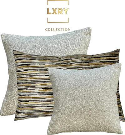 Zippi Design Sydney Bouclé LXRY set - velvet bouclé wit crème geel bruin gestreept - Luxe handgemaakte designkussens met eenden veren vullingen - maten 45x45cm en 40x60cm