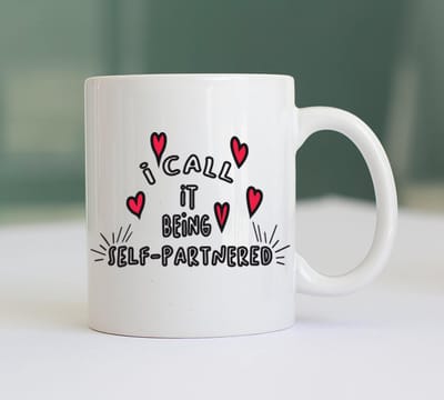 Mok - I call it being self-partnered - Singles Day - Cadeau Mok - Grappige Mok met Tekst