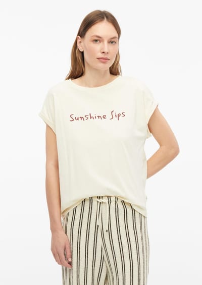 Dames T-shirt van zacht katoen met druk op de voorkant en verlengde achterkant s.Oliver
