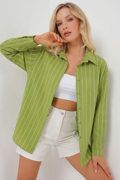 Gestreepte Oversized Blouse met Knopsluiting
