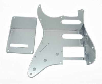 Strat HSS Gitaar Pickguard met ST Backplate en Tremolo Cover voor USA/Mexicaanse Gitaren - Zilver Spiegeldesign, 1 Ply, Perfecte Bescherming en Stijl