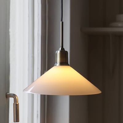 Markslöjd Hanglamp Vela, wit/oud messing, glas/ijzer Ø 25 cm stekker