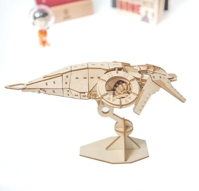 Houten bouwpakket Star Wars Starship - 217 onderdelen - FSC-gecertificeerd