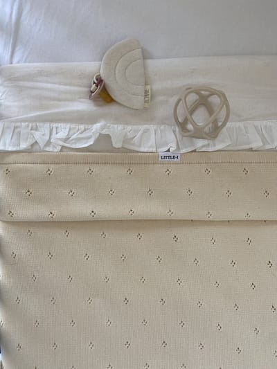 Little-i Ledikantdeken Sand – 150x100 cm – Zachte Baby Deken – Ademend & Wasbaar – Voor Ledikant / Babybed
