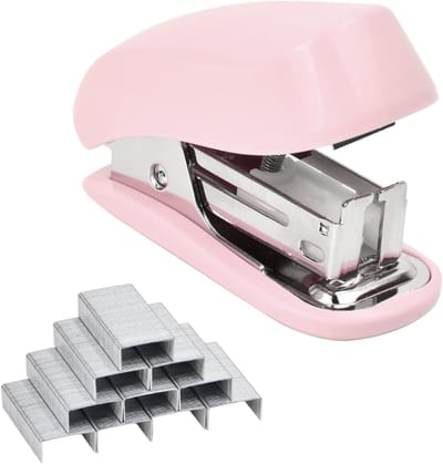 Mini Nietmachine Set met 830 Nietjes, Draagbare Handmatige Nietmachine voor Thuis, School en Kantoor, Compact en Efficiënt (Roze)