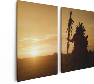 Artaza Canvas Schilderij Tweeluik Indiaan met een Speer bij Zonsondergang - 80x60 - Foto Op Canvas - Canvas Print