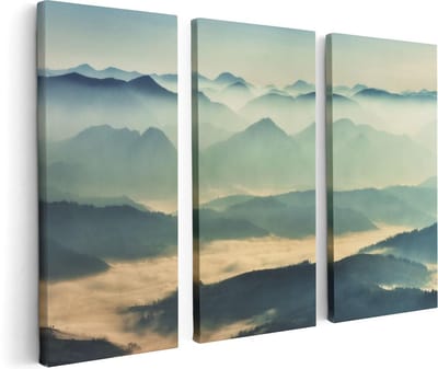Artaza Canvas Schilderij Drieluik Heuvel Landschap Tijdens De Mist - 120x80 - Foto Op Canvas - Canvas Print