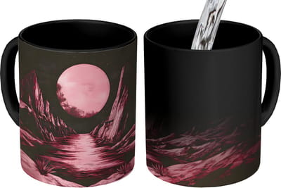 Magische Mok - Foto op Warmte Mokken - Koffiemok - Maan - Felroze - Bergen - Rivier - Magic Mok - Beker - 350 ML - Theemok