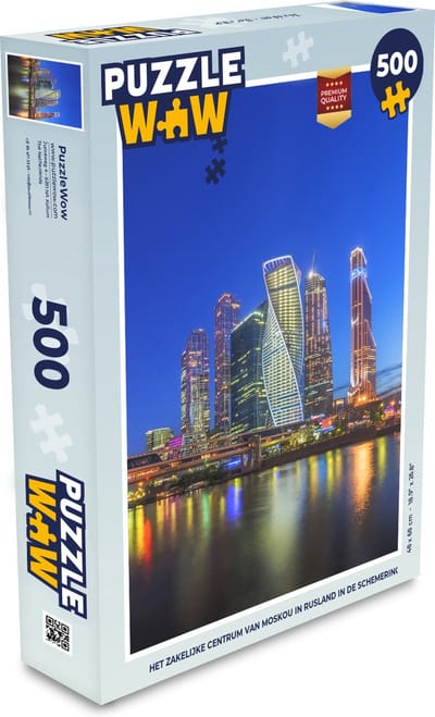 Puzzel Het zakelijke centrum van Moskou in Rusland in de schemering - Legpuzzel - Puzzel 500 stukjes