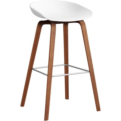 HAY About a Stool AAS 32 - white 2.0 - notenhout gelakt (op waterbasis) - voetbank roestvrij staal - Zithoogte 75 cm - viltglijders