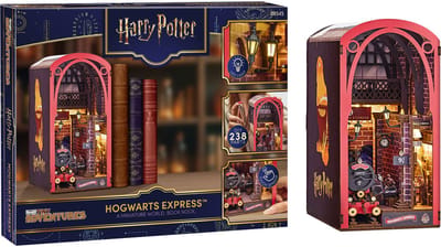 Revell Modelbouwpakket - 00545 Tiny Adventures - Harry Potter - Hogwarts Express - Boekhoekje met LED Verlichting - 18x11x23cm Houten - Revell - Modelbouw