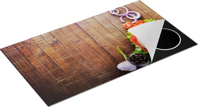 Chefcare Inductie Beschermer Hamburger op Bruine Houten Planken - 95x50 cm - Afdekplaat Inductie - Kookplaat Beschermer - Inductie Mat