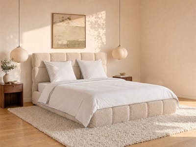 Vente-unique Bedlinnen in katoenperkal - Dekbedovertrek 240 x 260 cm + 2 kussenslopen 63 x 63 cm - Wit met blauwe bies. AGAMI van PALACIO