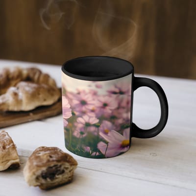 Magische Mok - Foto op Warmte Mokken - Koffiemok - Bloemen - Paars - Wazig - Magic Mok - Beker - 350 ML - Theemok
