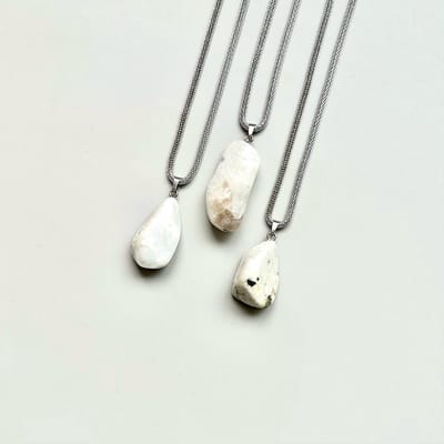 Gemstone ketting Maansteen blauw
