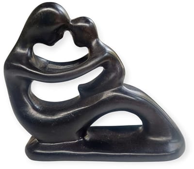 Floz Design familiebeeld moeder en kind - kind op schoot - geschenk met diepe betekenis van verbondenheid - beeld waaruit verbondenheid blijkt - fairtrade