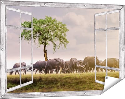 Gards Tuinposter Doorkijk Kudde Buffels bij een Boom - 120x80 cm - Tuindoek - Tuindecoratie - Wanddecoratie buiten - Tuinschilderij