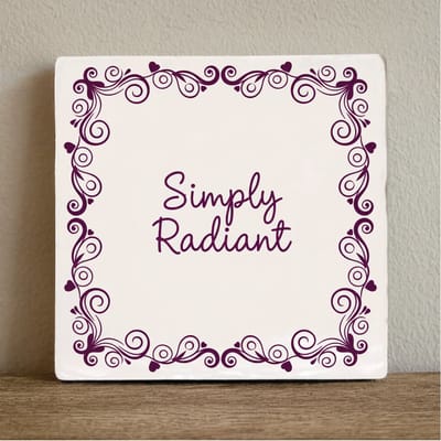 Simply Radiant Inspirerende Tekst Decoratieve Tegel – Elegante Bloemen Wanddecoratie – 15 x 15 cm