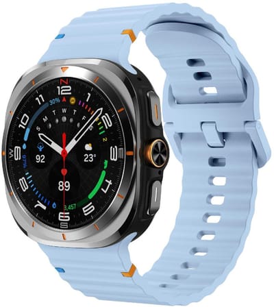 Siliconen wave bandje - geschikt voor Samsung Galaxy Watch Ultra (47mm) / Ultra 2025 (47mm) - gespsluiting - lichtblauw