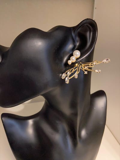 Oorbeljacks met imitatieparel | | Make up | Parfum | Moederdag | Verjaardagscadeau| Cadeautje| Valentijnsdag| Kado | sieraden | vaderdag | oorbellen | oorsieraden