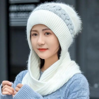 Chapeau d'automne et d'hiver pour femmes, bonnet en laine tricoté avec protection des oreilles, masque chaud et épais en velours, version coréenne du bonnet de cyclisme sauvage blanc