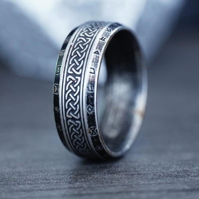 YILUOCD Roestvrijstalen Viking Runen Ring voor Mannen Vrouwen Vintage Noordse Keltische Knoop Ringen Odin Letter Amulet Sieraden Groothandel 12