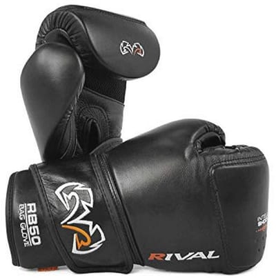 Compacte Zwarte Boks Handschoenen voor Training en Bescherming